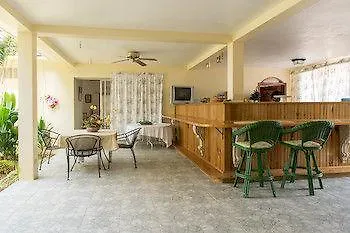 Villa Roma مونتيغو باي جامايكا