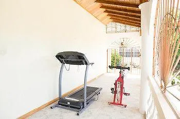 Villa Roma مونتيغو باي فندق